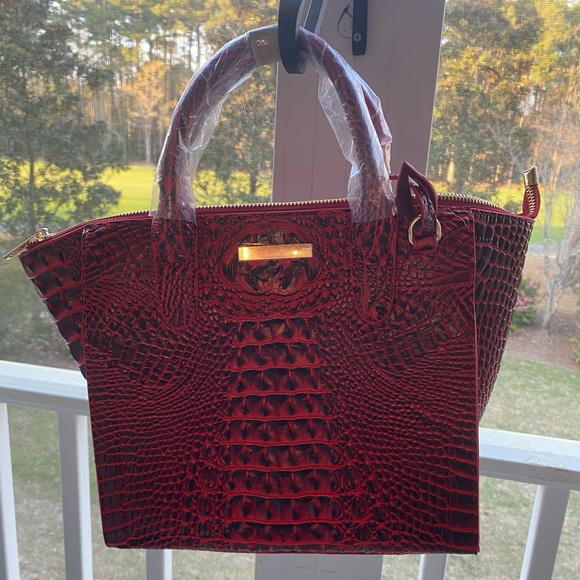 Handbags - Red and Black Marble Purse